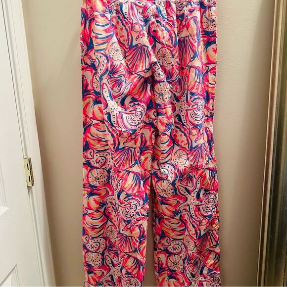 Lilly Pulitzer Shell of a Time PJ Lounge Pants. - Picture 7 of 9